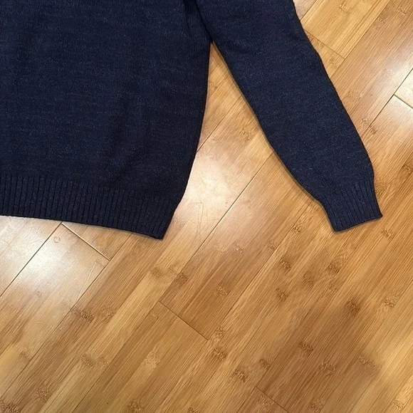 Old Navy men’s wool-blend sweater medium - Picture 3 of 7